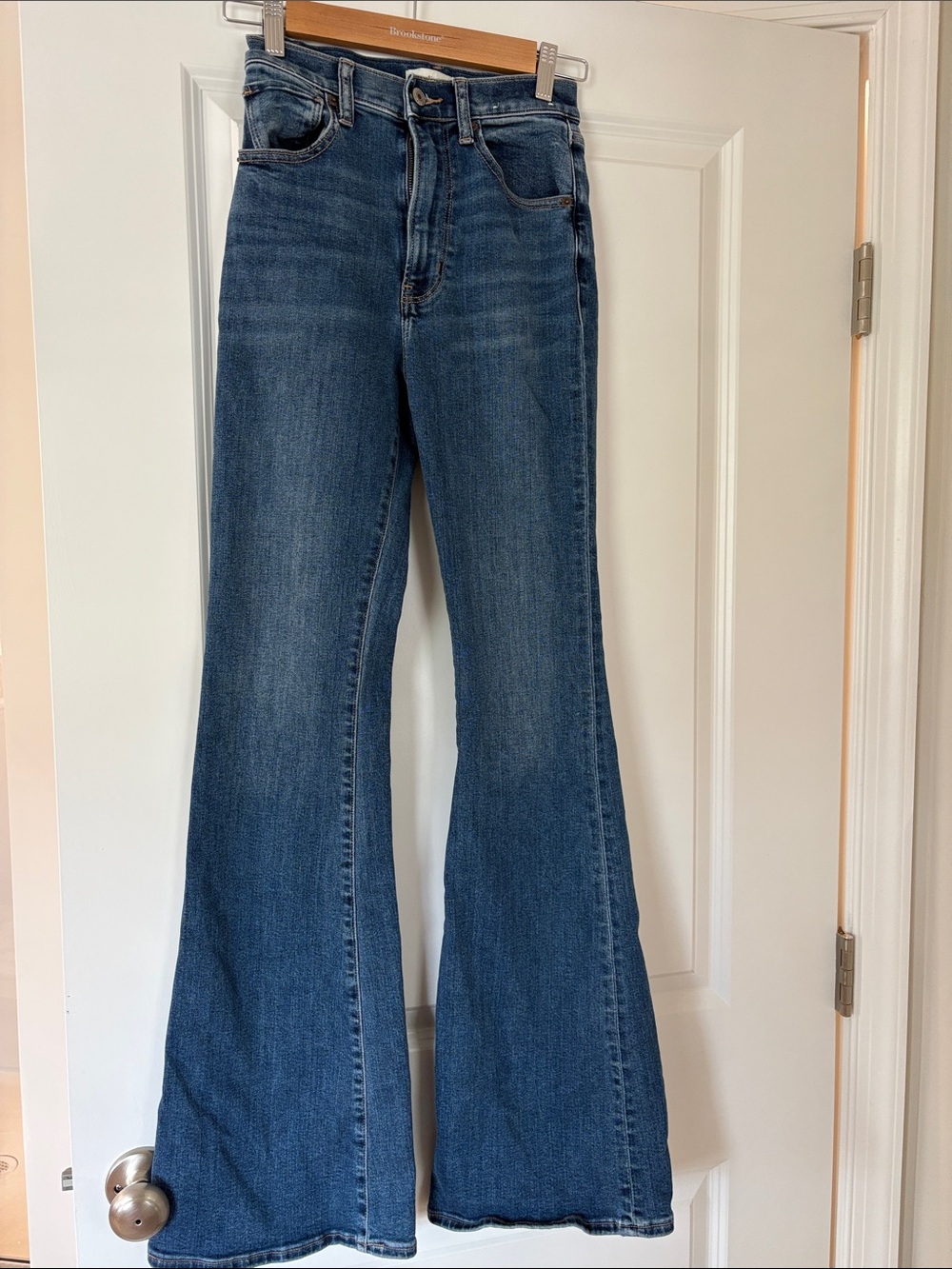 Abercrombie & Fitch Ultra Rise Flare Jeans